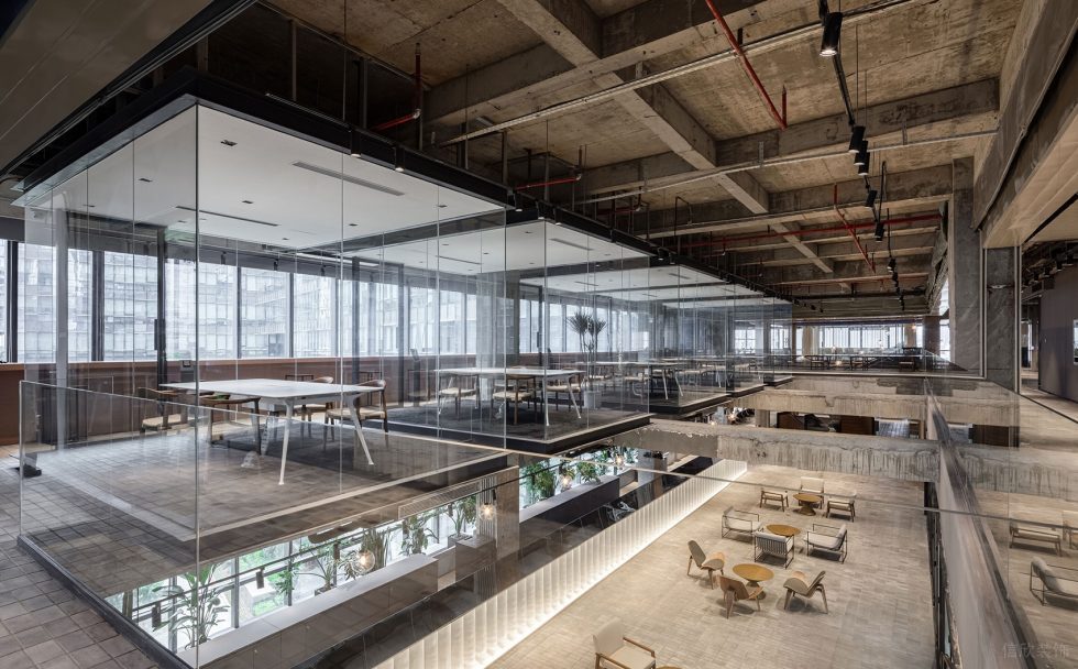 淺灰色簡約工業風辦公室裝修設計淺灰色玻璃房接待室 淺灰色簡約工業風辦公室裝修設計淺灰色玻璃房接待室