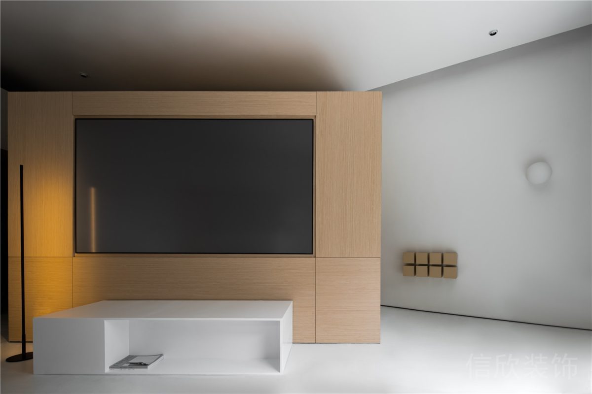 深圳市寶安區(qū)西鄉(xiāng)極唱聲樂培訓中心木紋電視墻裝修