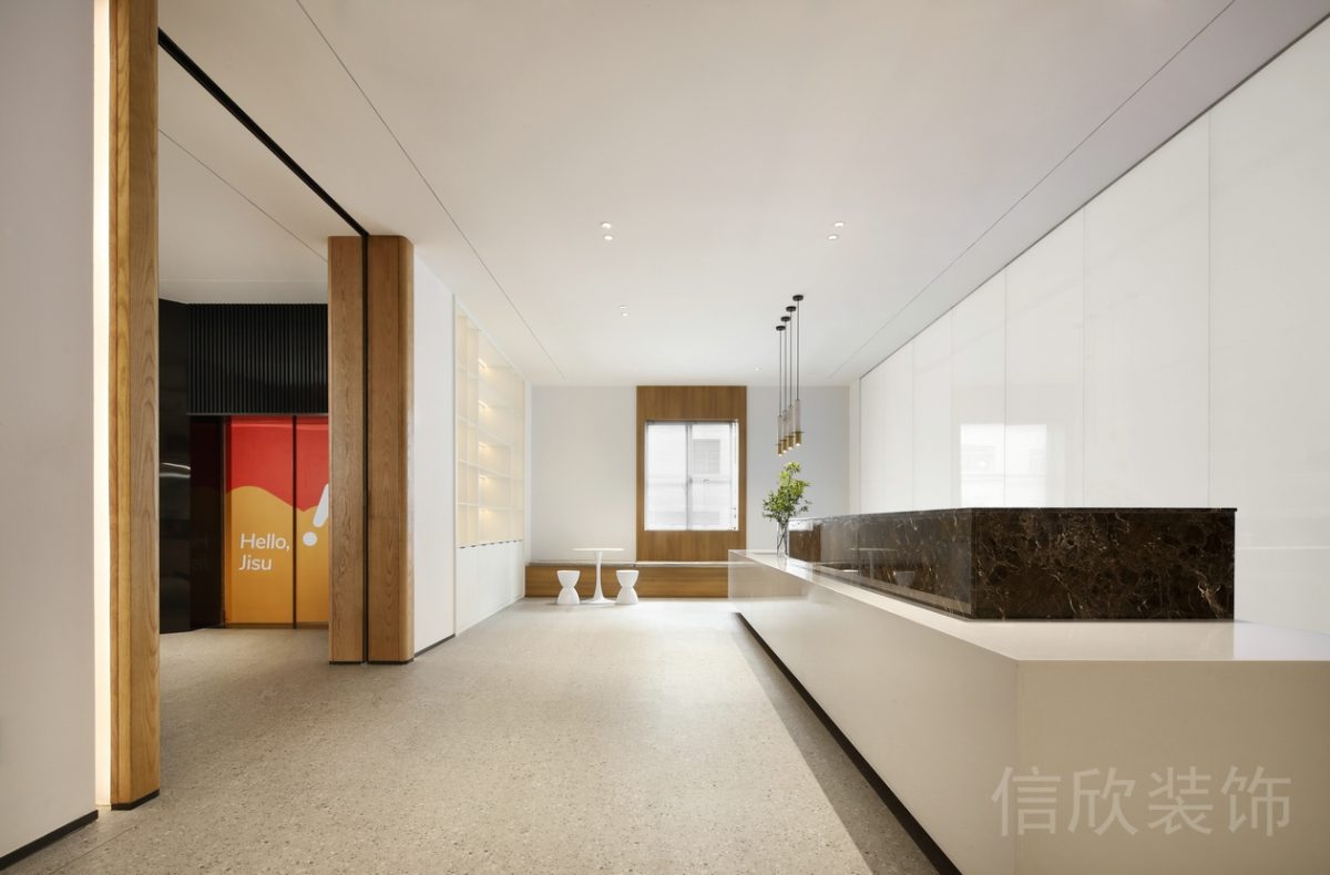 原木風現(xiàn)代風格辦公空間接待區(qū)裝修設計.jpg