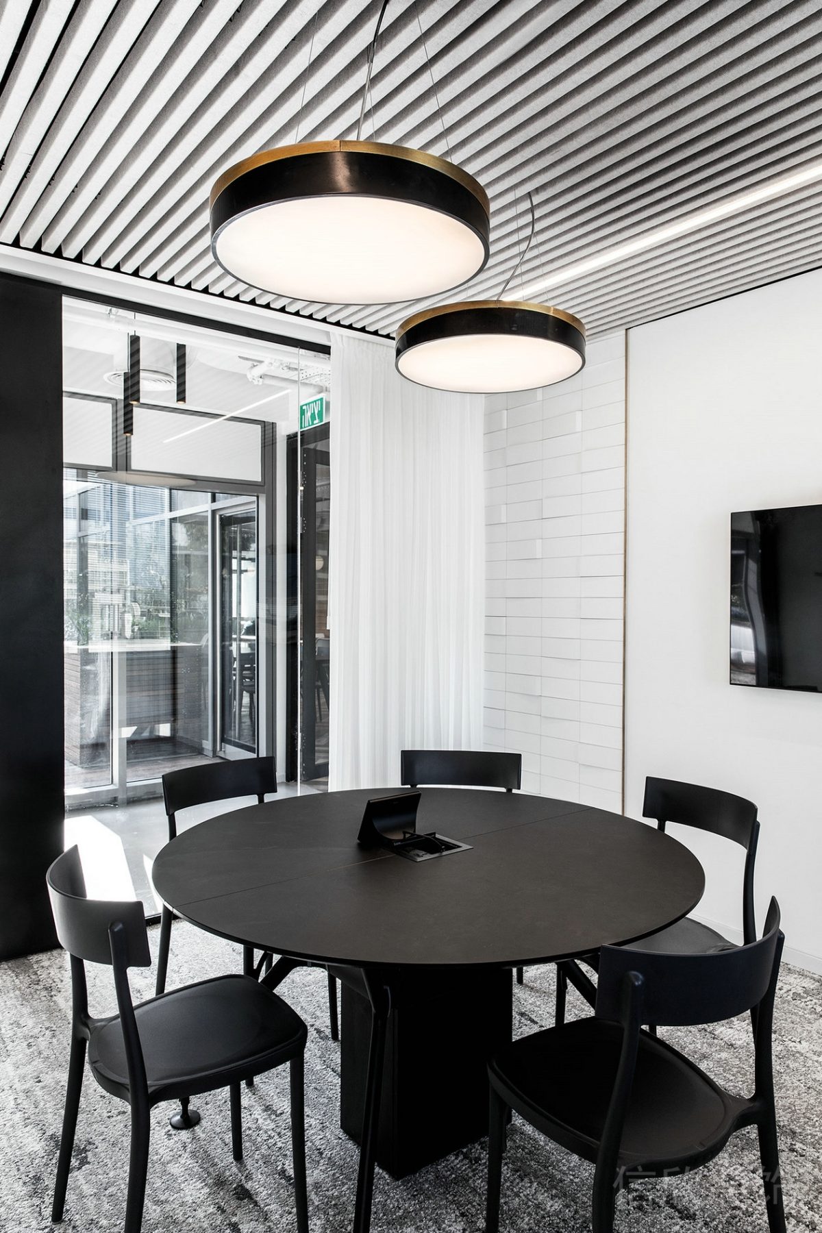 藝術(shù)簡(jiǎn)約風(fēng)辦公空間洽談室設(shè)計(jì)