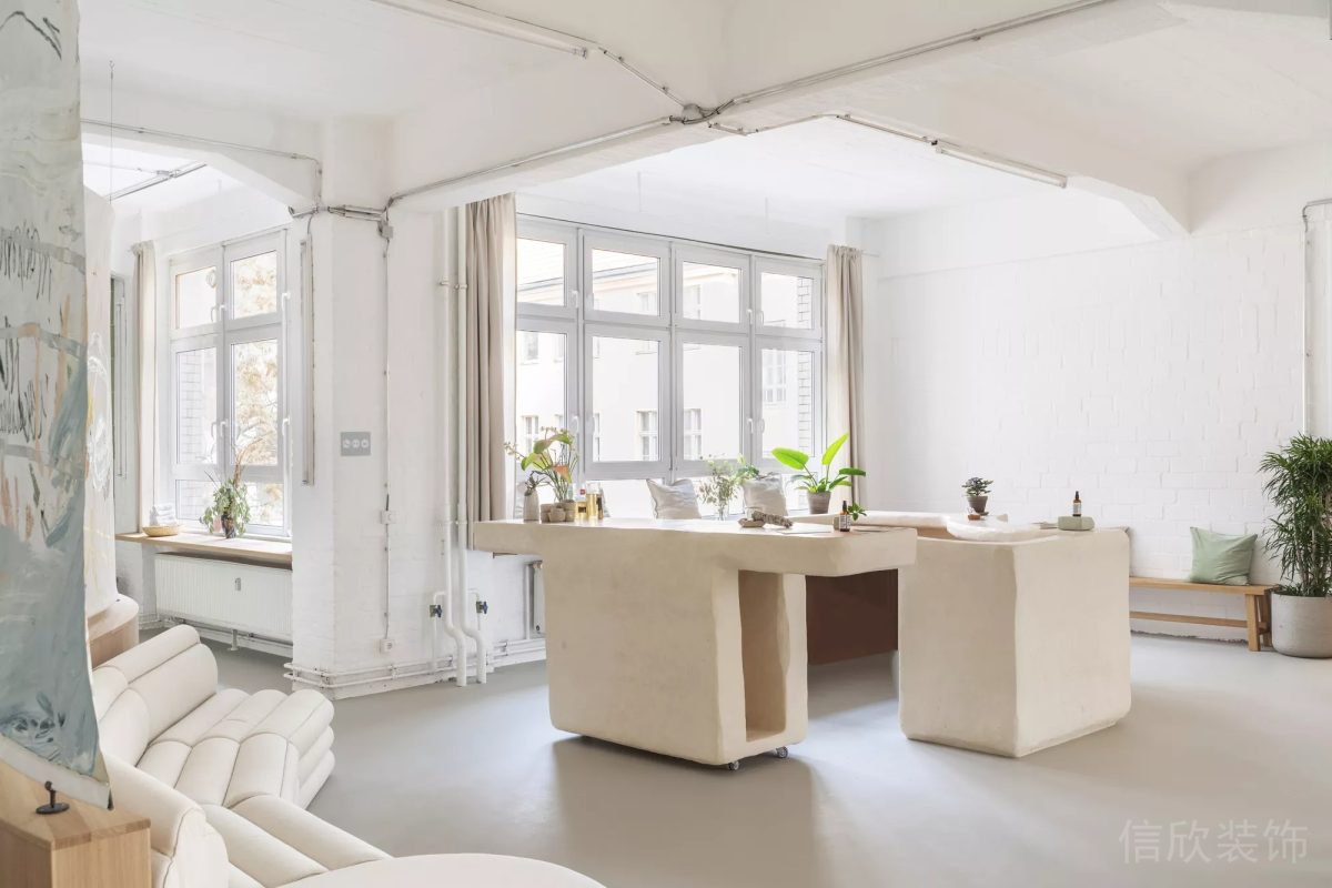 瑜伽機構(gòu)大廳茶水間休息區(qū)裝修設(shè)計皮革沙發(fā)簡約裝修