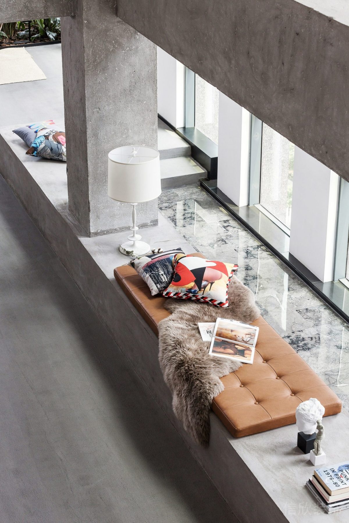 大理石裝修設(shè)計(jì)皮革坐墊裝修飄窗辦公室設(shè)計(jì)