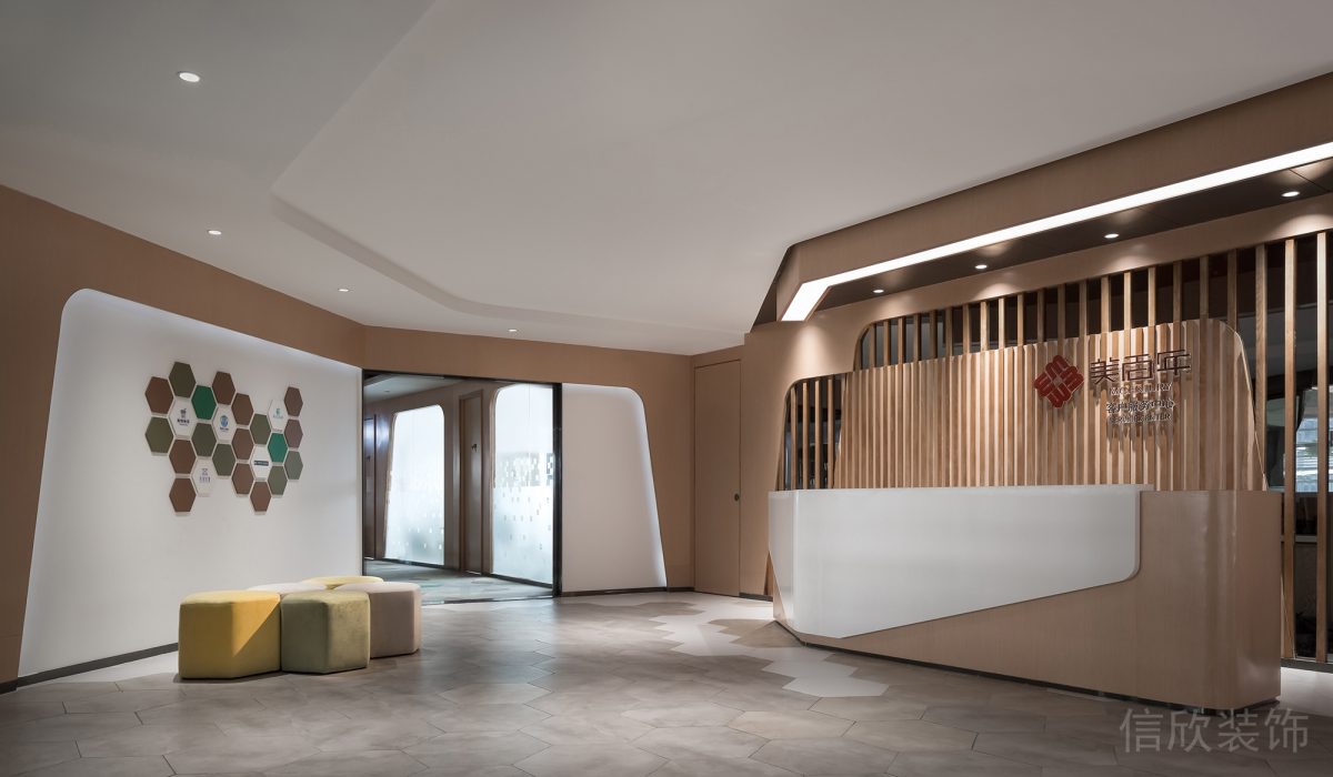 蜂窩式墻磚設(shè)計蜂窩式白灰撞色地板裝修辦公室大廳效果圖