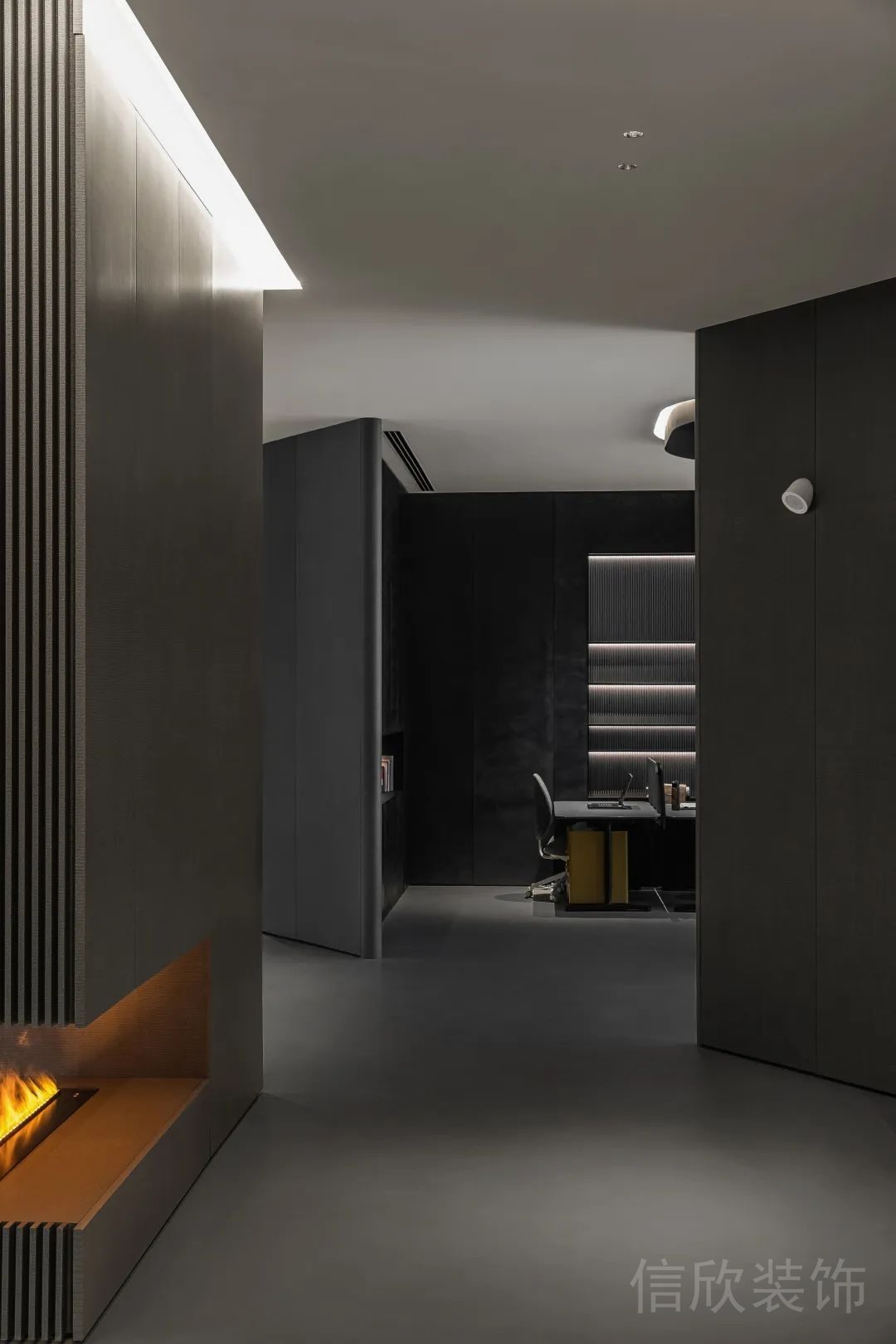 現(xiàn)代辦公室裝修深色過(guò)道pvc地板裝修圖