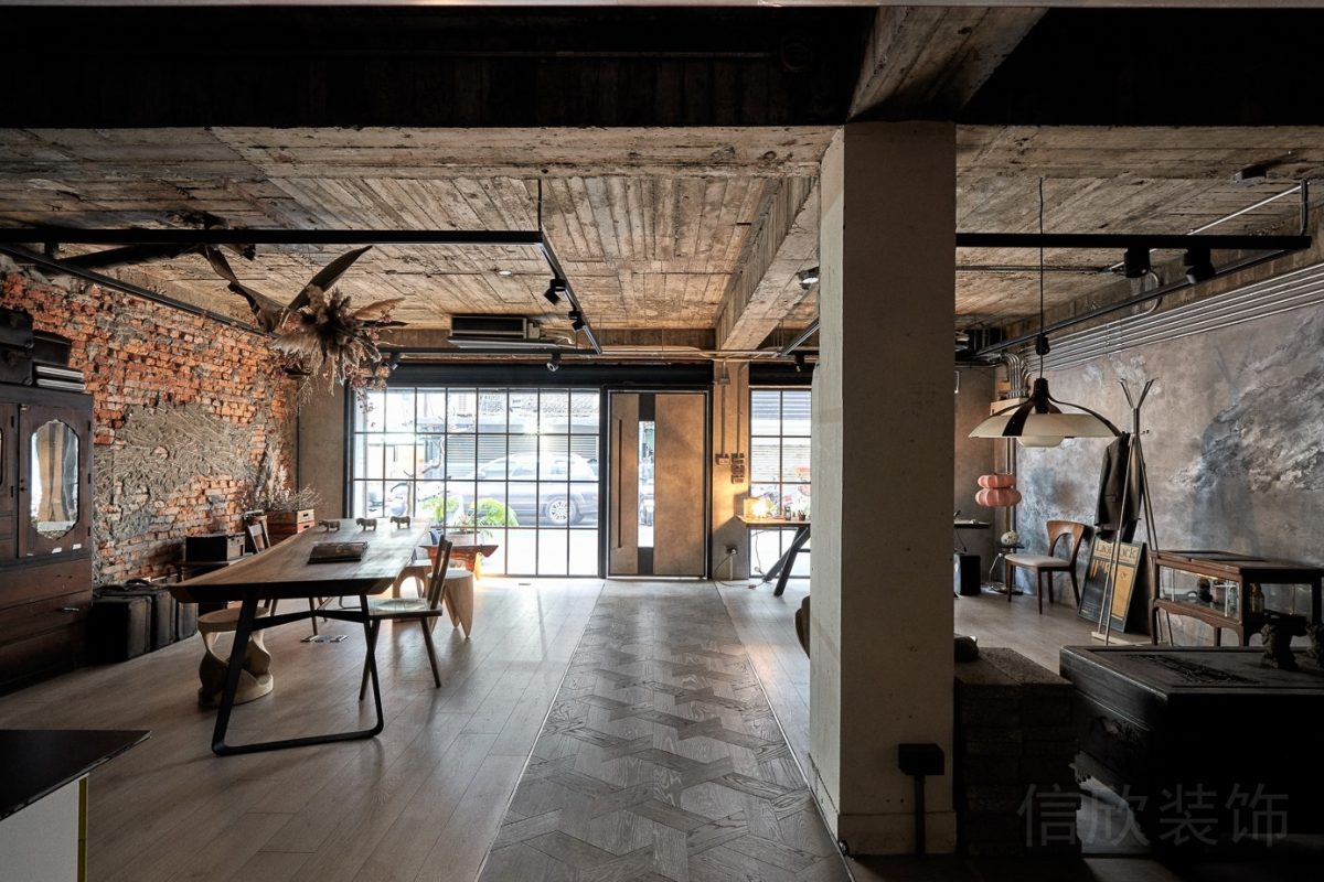 天花黑色金屬燈飾設(shè)計(jì)效果裝修復(fù)古辦公室木飾面設(shè)計(jì)